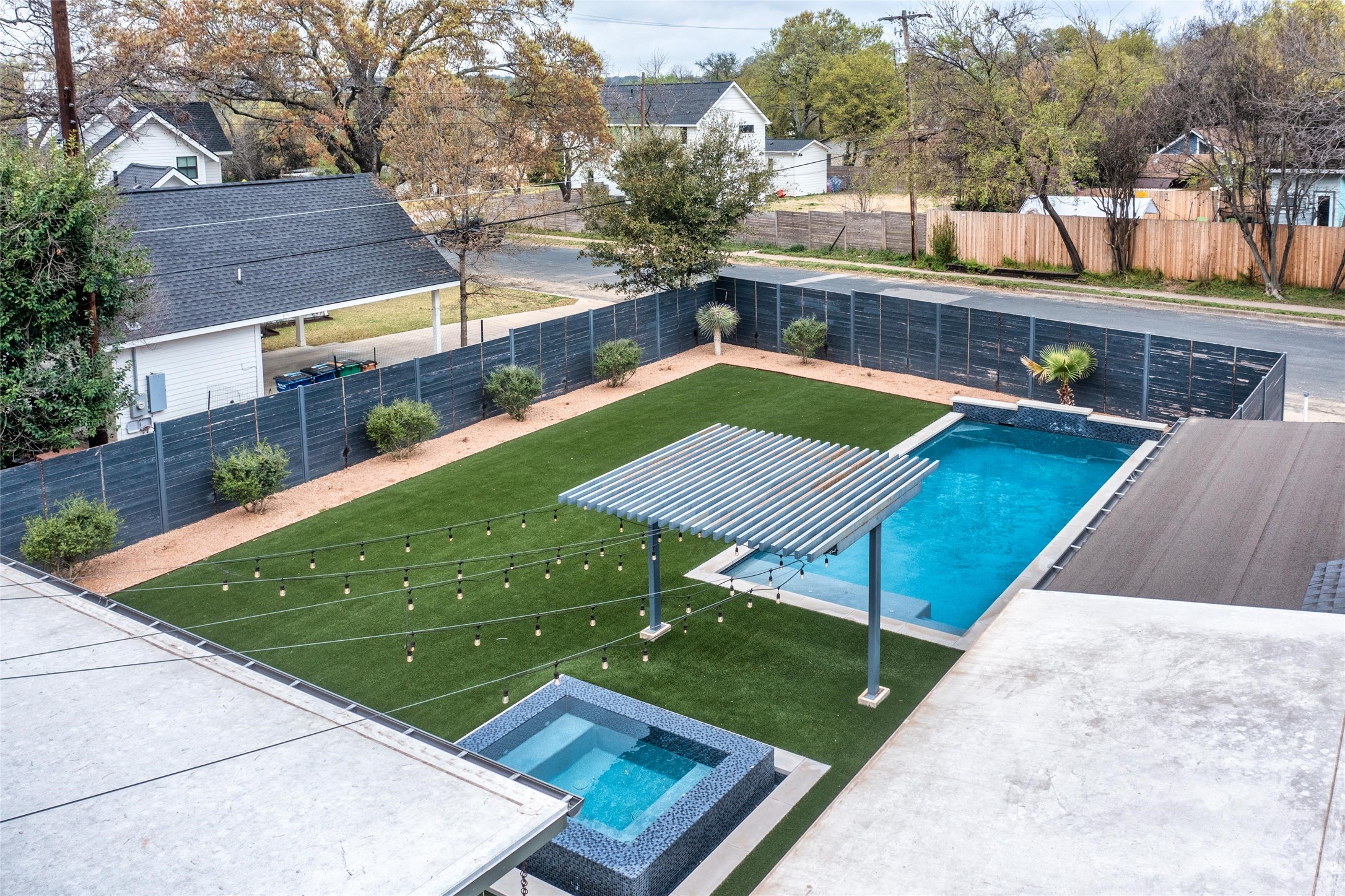 6010 Nasco Drive Austin, TX 78757 - Photo 33 of 34 a view of a backyard with sitting area