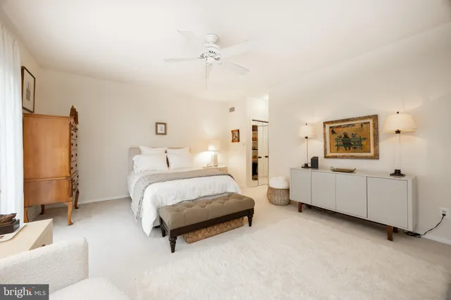 $525,000 | 2 Ile Dhuyere, Unit 2, Devon, PA 19333