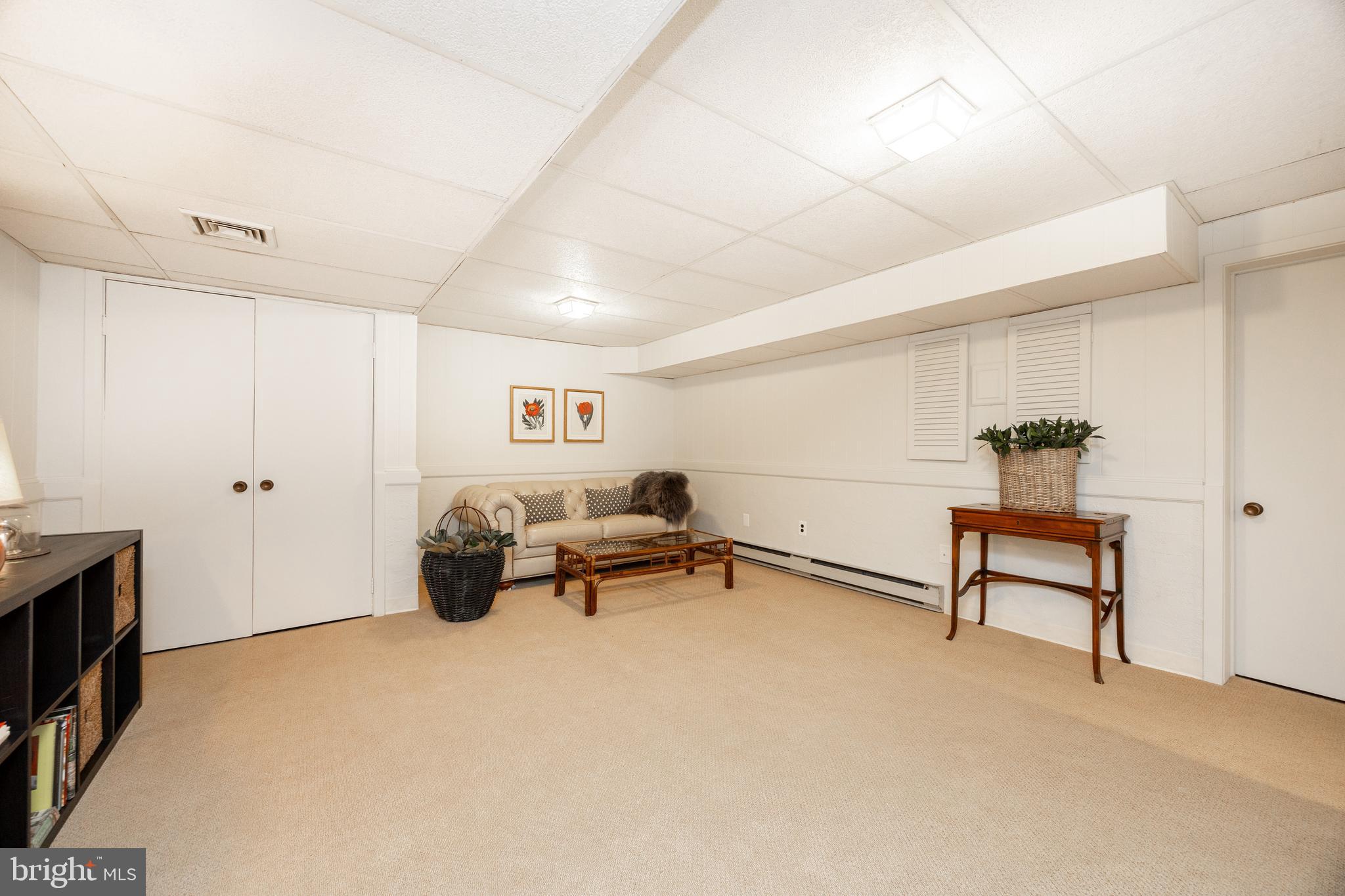 2 Ile Dhuyere, Unit 2 Devon, PA 19333 - Photo 32 of 56