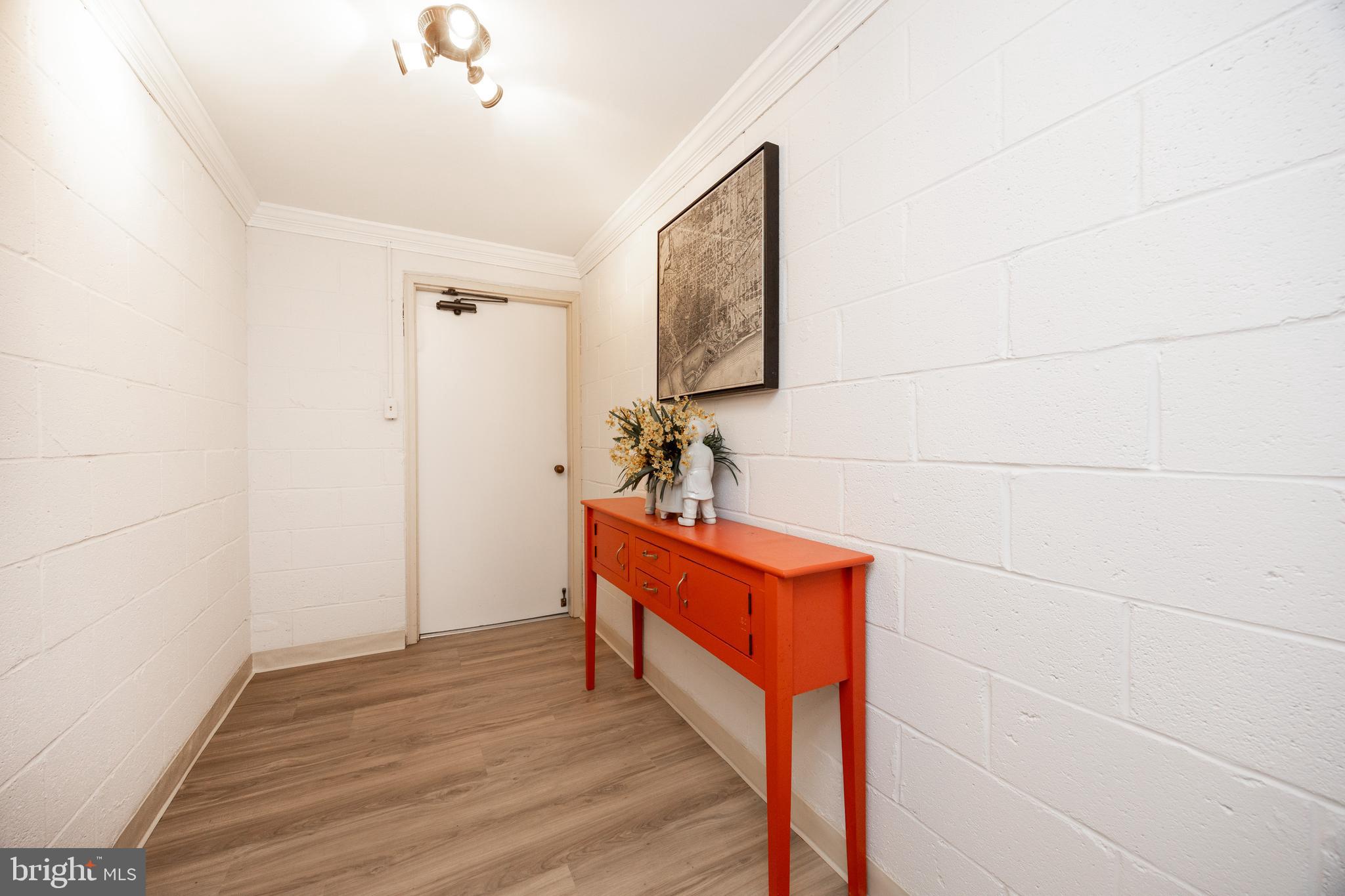 2 Ile Dhuyere, Unit 2 Devon, PA 19333 - Photo 34 of 56 Room with access to garage