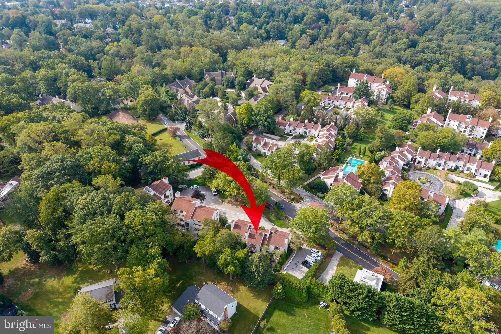 2 Ile Dhuyere, Unit 2 Devon, PA 19333 - Photo 48 of 56