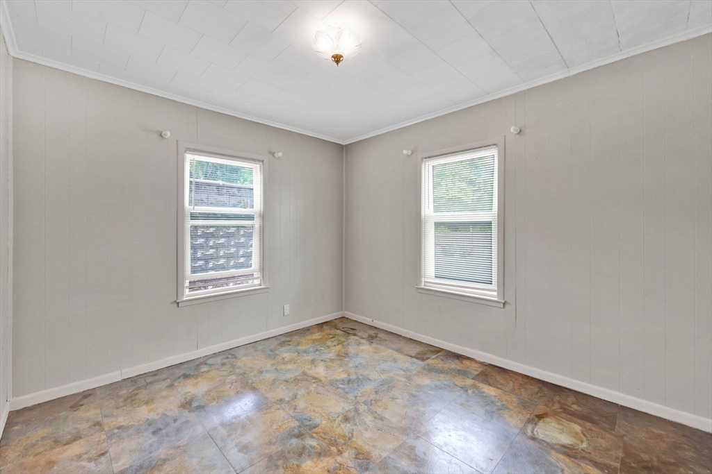850-852 Sumner Avenue Springfield, MA 01108 - Photo 10 of 31