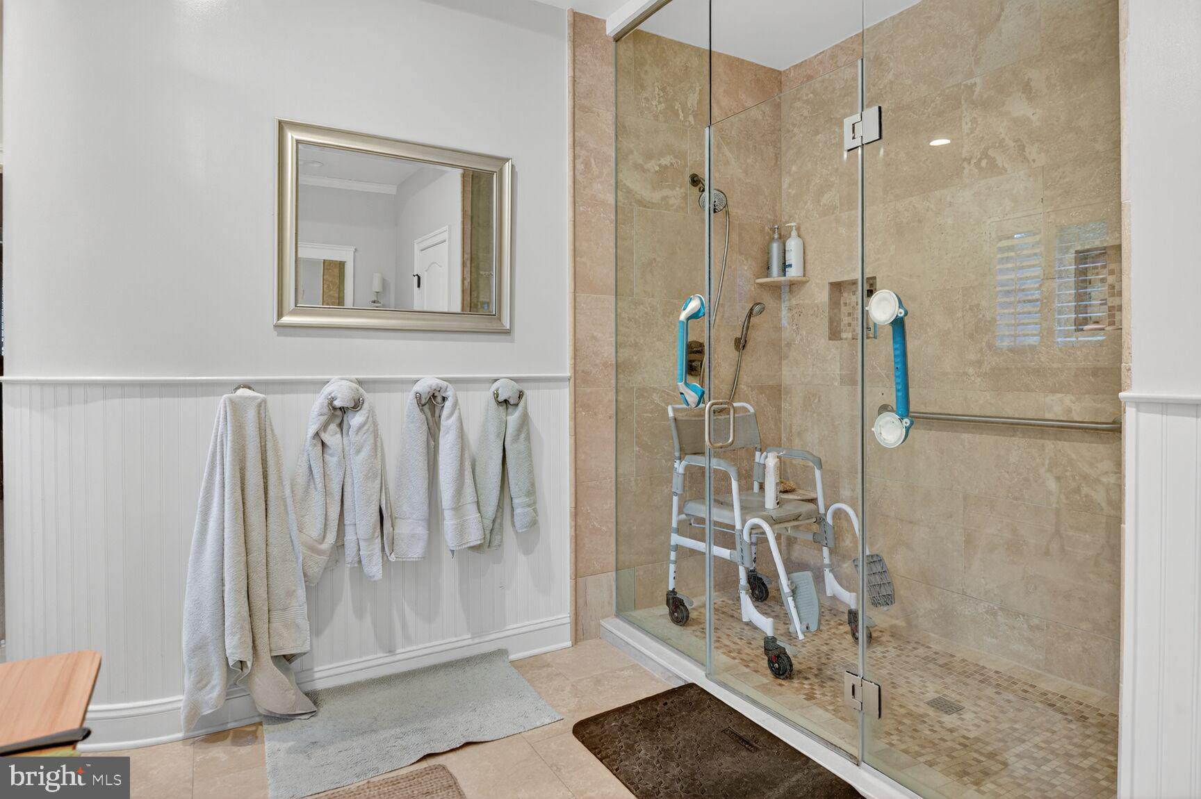 5500 Lambeth Road Bethesda, MD 20814 - Photo 12 of 54