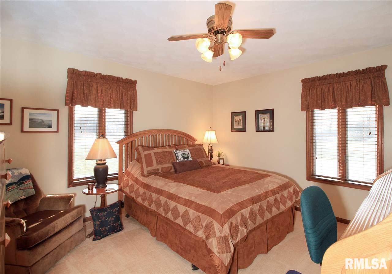 3200 Harts Mill Road Clinton, IA 52732 - Photo 12 of 22 Gallery Image 12