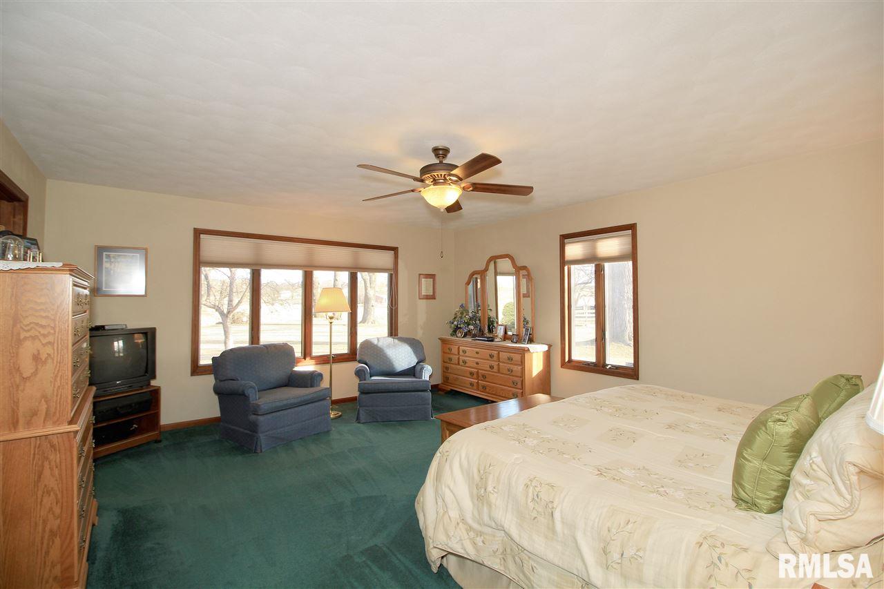 3200 Harts Mill Road Clinton, IA 52732 - Photo 13 of 22 Gallery Image 13