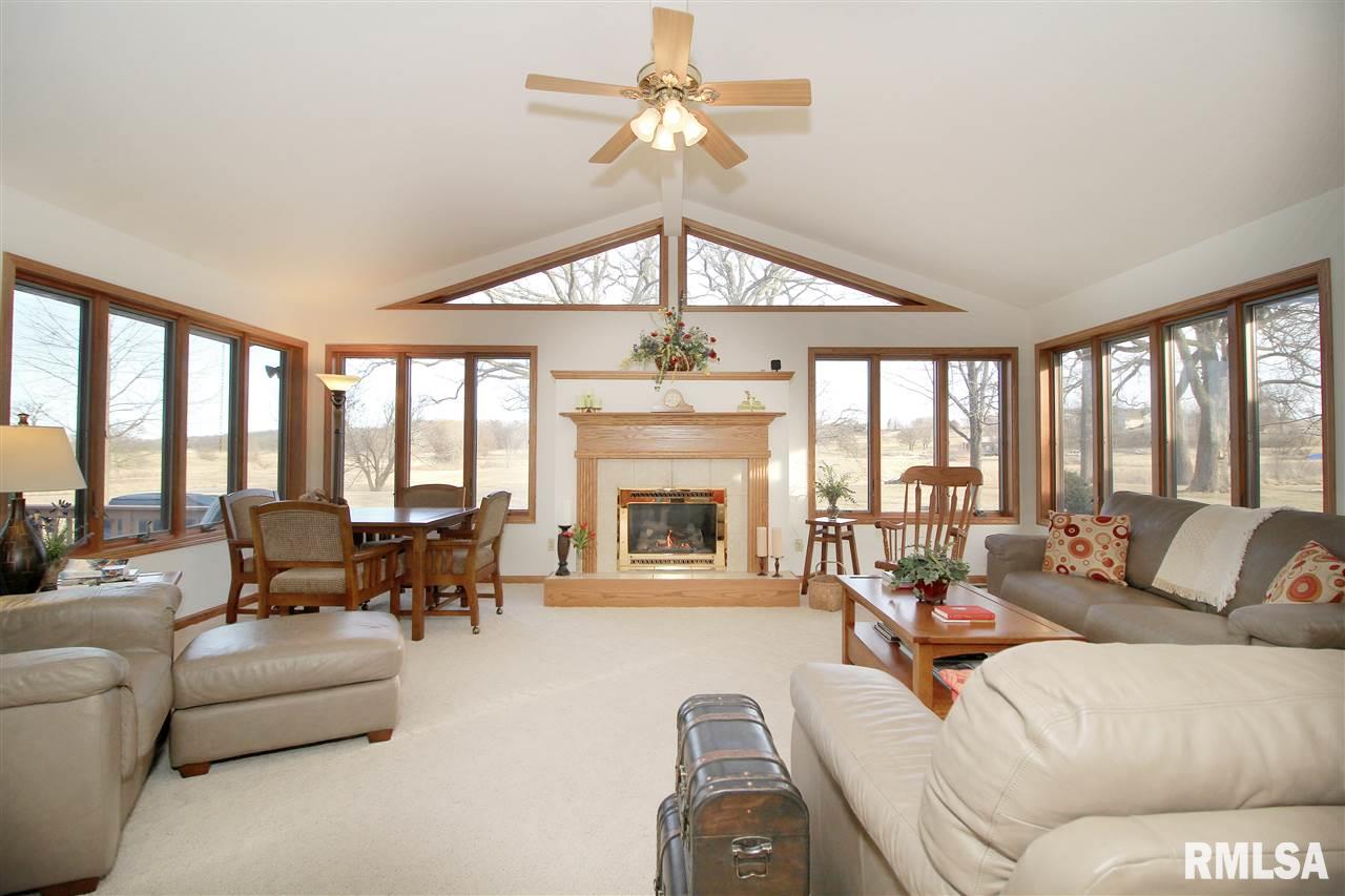 3200 Harts Mill Road Clinton, IA 52732 - Photo 2 of 22 Gallery Image 2