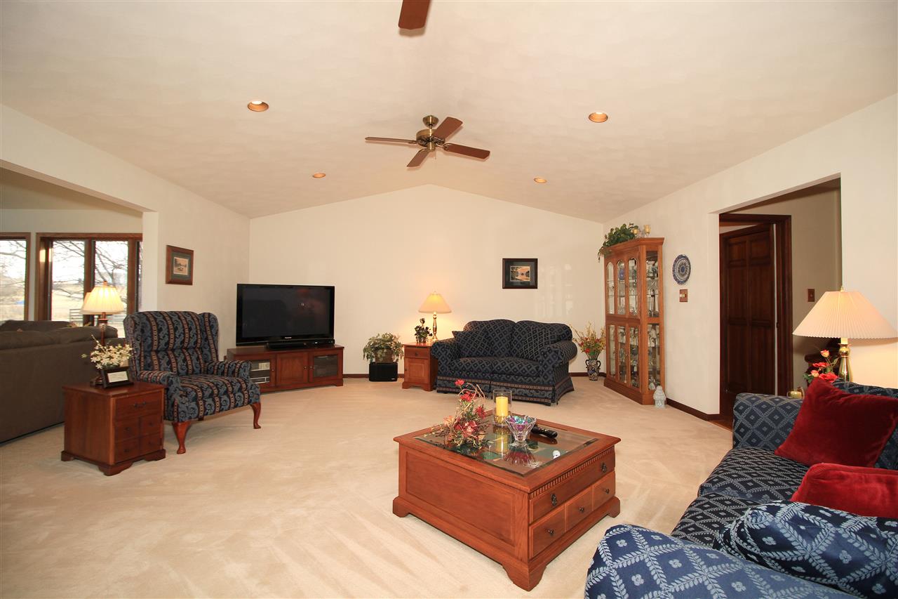 3200 Harts Mill Road Clinton, IA 52732 - Photo 5 of 22 Gallery Image 5