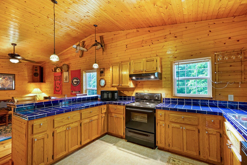 865 Ewing Road Spring City, TN 37381 - Photo 13 of 27