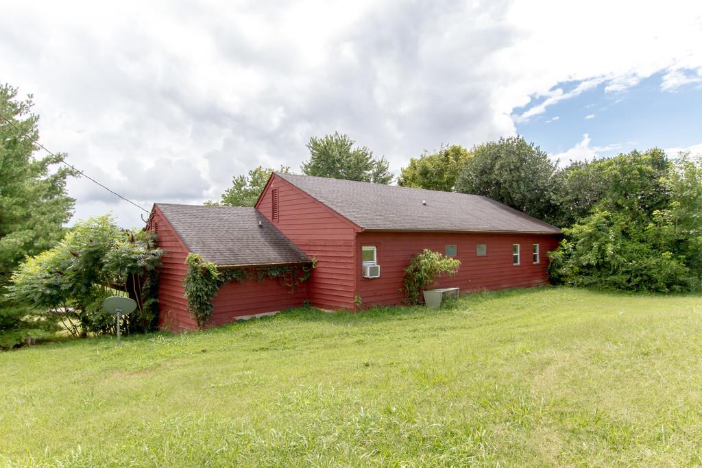 4314 Kinneys Road Springfield, TN 37172 - Photo 24 of 28 a house view with a garden space