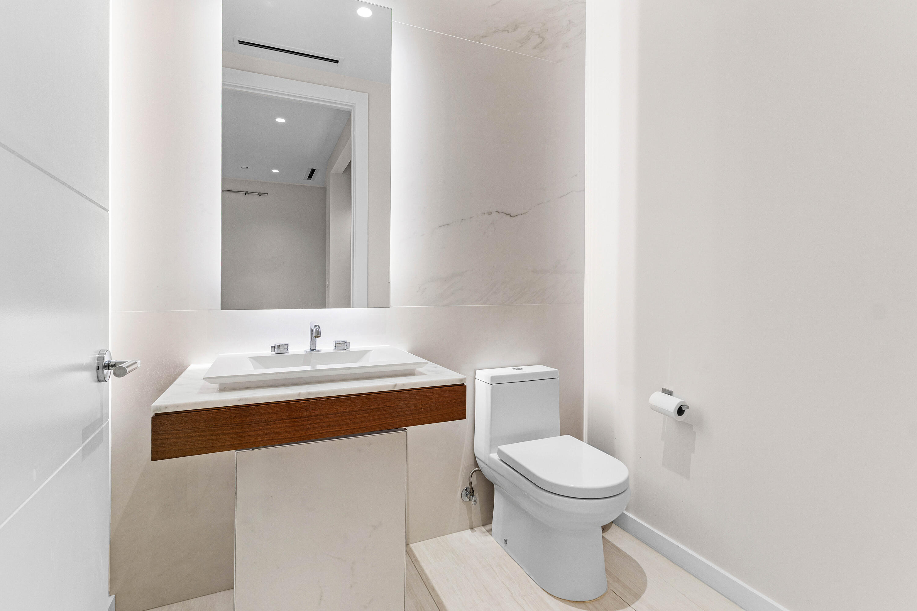 200 Southeast Mizner Boulevard, Unit 707 Boca Raton, FL 33432 - Photo 15 of 119 ALINA 200 UNIT 707