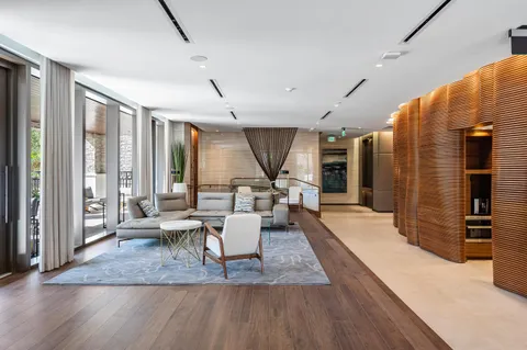 $3,795,000 | 200 Southeast Mizner Boulevard, Unit 707, Boca Raton, FL 33432