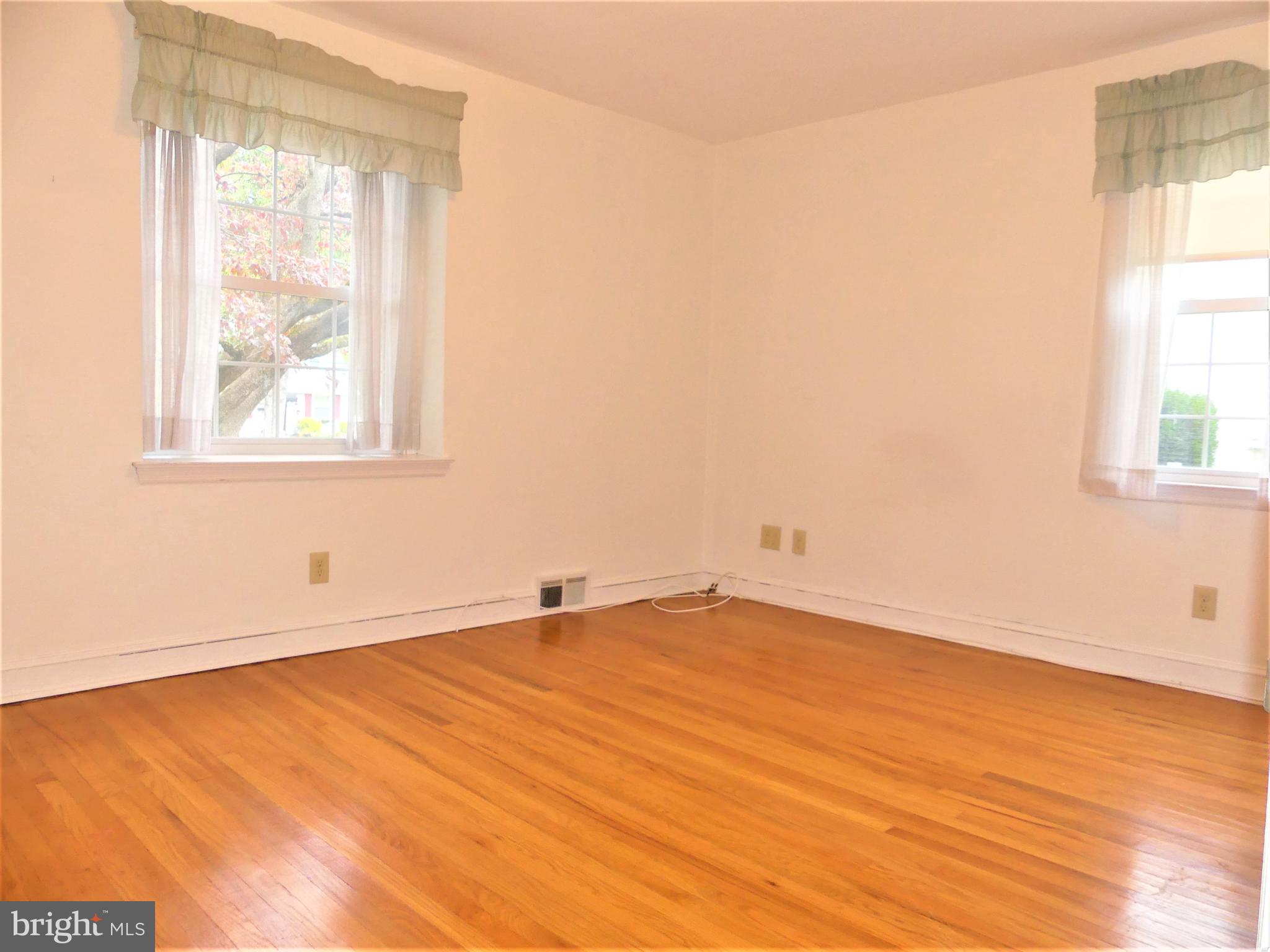 1301 Center Road Drexel Hill, PA 19026 - Photo 9 of 27