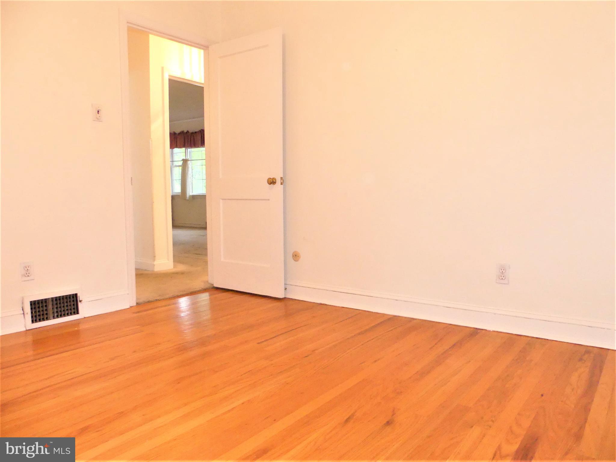 1301 Center Road Drexel Hill, PA 19026 - Photo 10 of 27