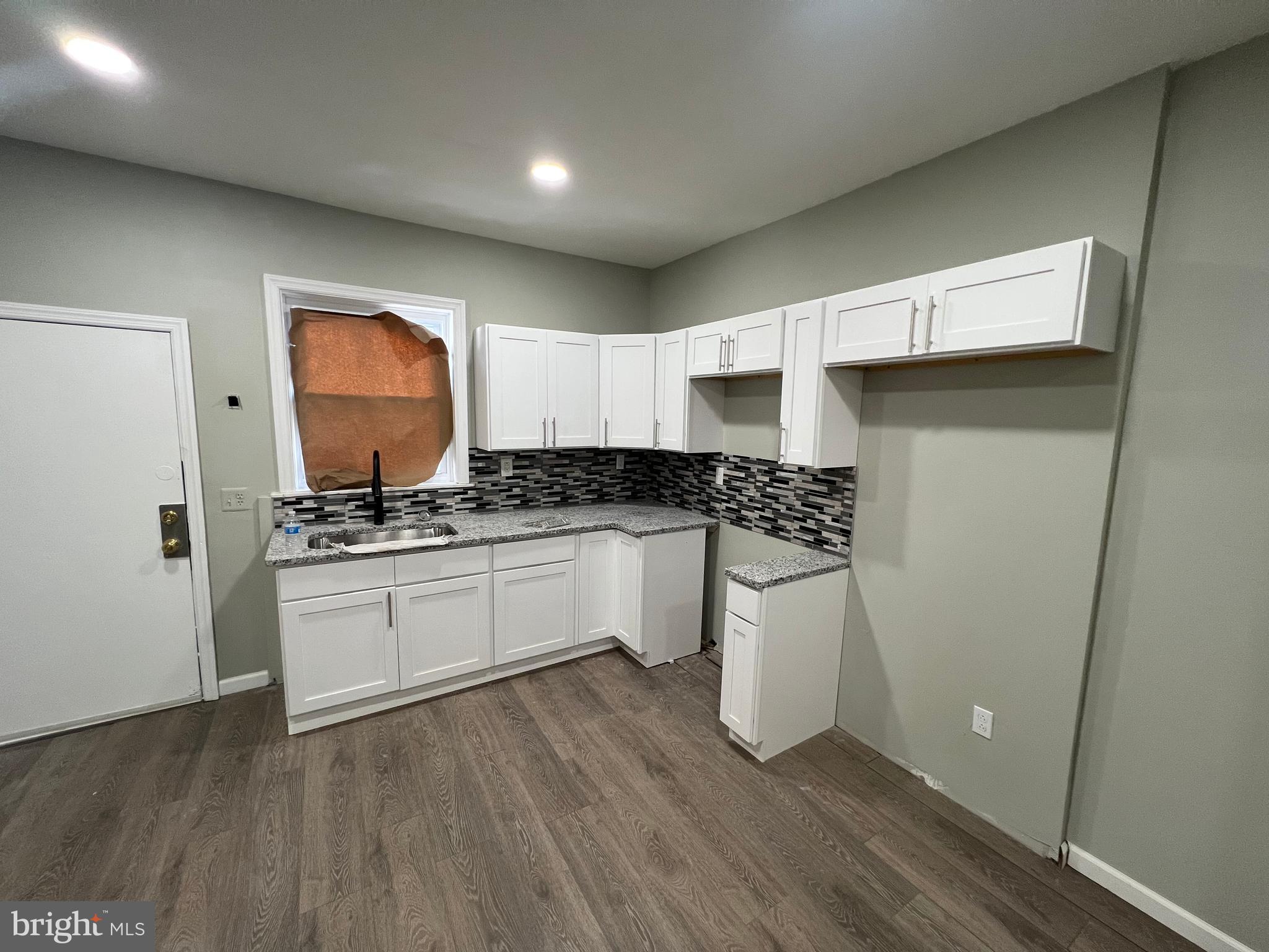 1228 Decatur Street Camden, NJ 08104 - Photo 4 of 14