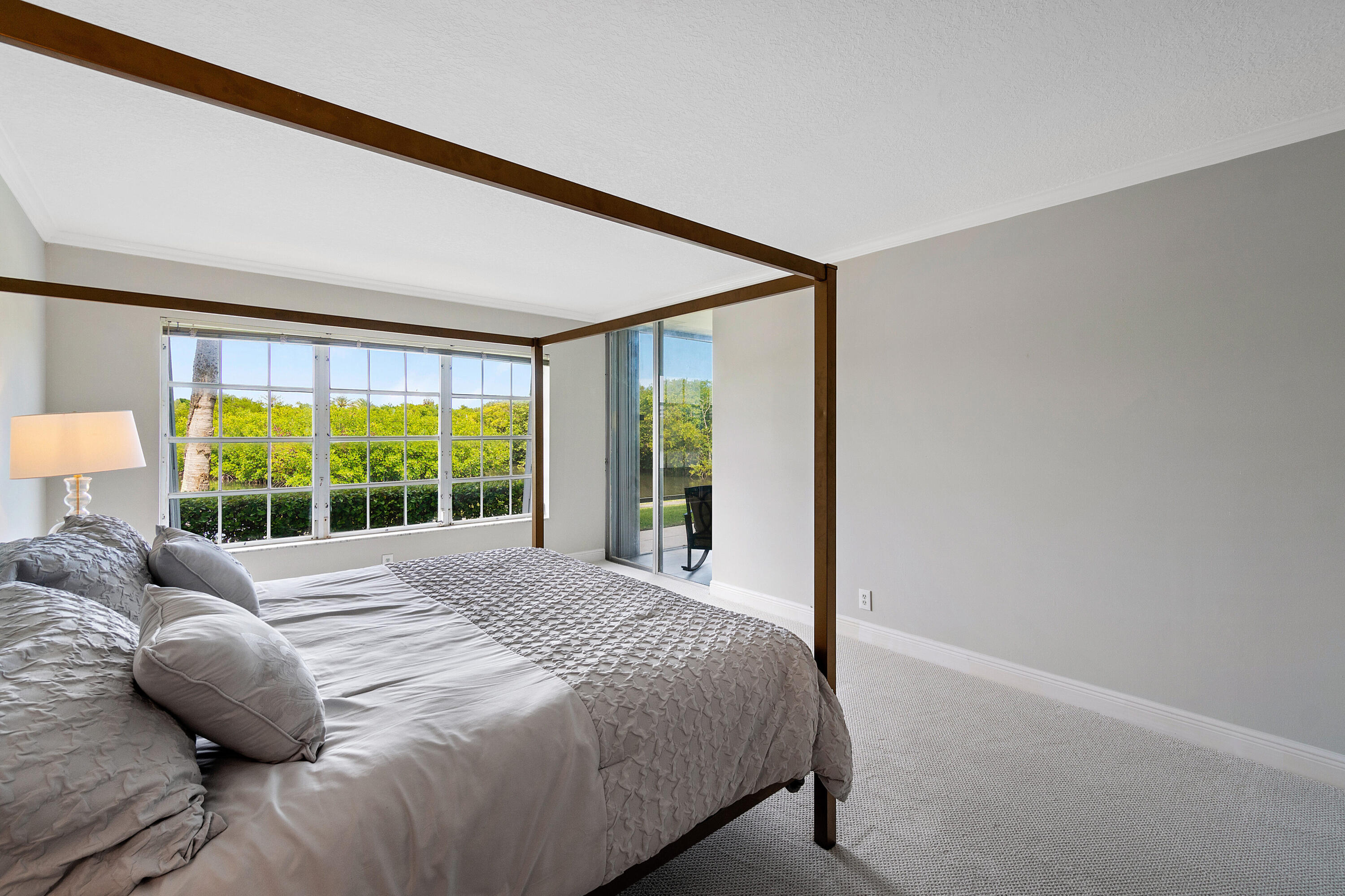 2195 Ibis Isle Road, Unit 3 Palm Beach, FL 33480 - Photo 12 of 33 master bedroom
