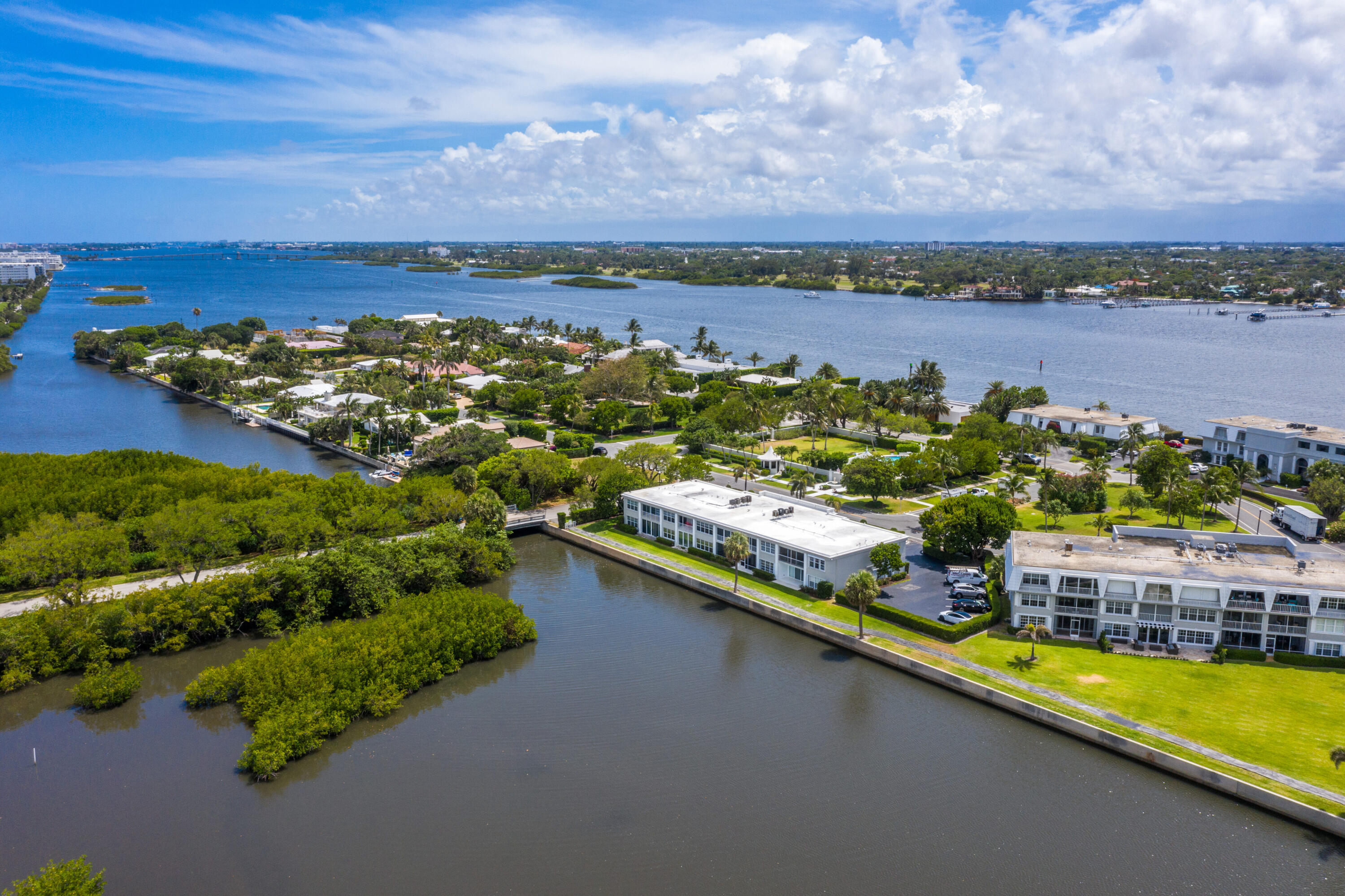 2195 Ibis Isle Road, Unit 3 Palm Beach, FL 33480 - Photo 28 of 33 2195 Ibis Isle Rd Unit 3 Palm-print-034-