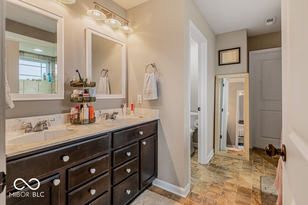 7058 Stoney Ridge Drive Columbus, IN 47201 - Photo 15 of 29 Gallery Image 15