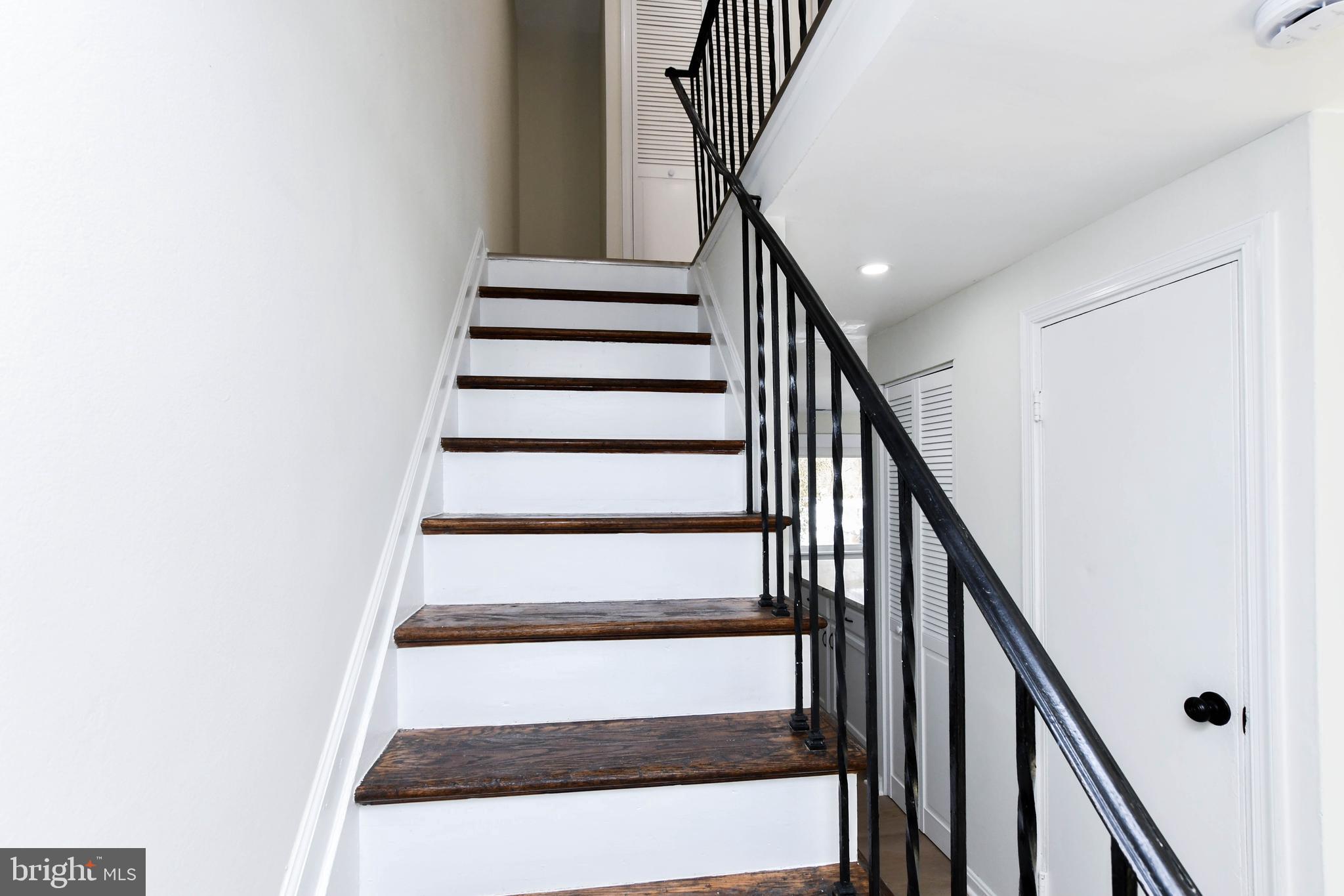 8130 Sheriff Road Landover, MD 20785 - Photo 17 of 36 a view of entryway