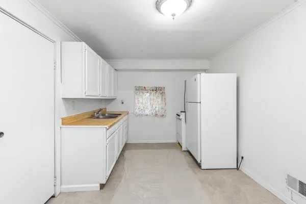 $299,900 | 13664 Wabasis Avenue Northeast, Cedar Springs, MI 49319