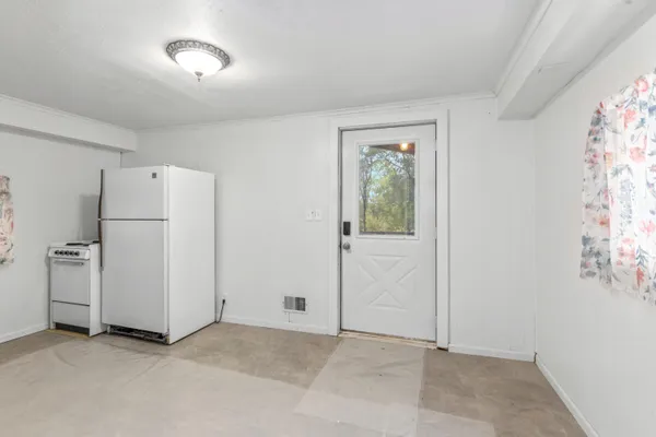 $299,900 | 13664 Wabasis Avenue Northeast, Cedar Springs, MI 49319