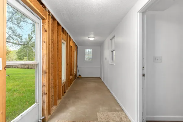 $299,900 | 13664 Wabasis Avenue Northeast, Cedar Springs, MI 49319