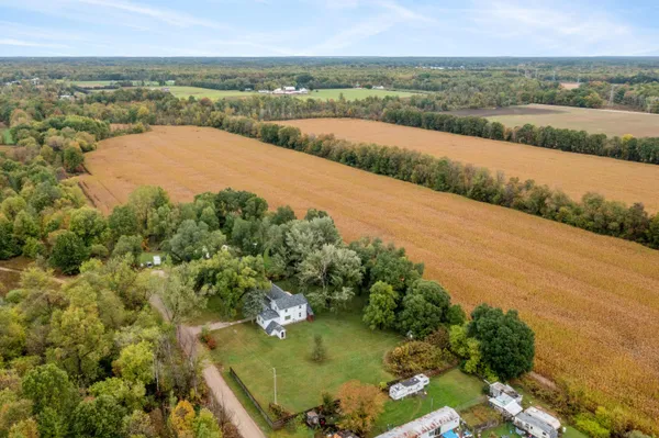 $299,900 | 13664 Wabasis Avenue Northeast, Cedar Springs, MI 49319