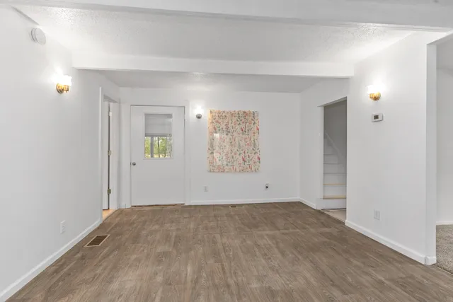 $299,900 | 13664 Wabasis Avenue Northeast, Cedar Springs, MI 49319