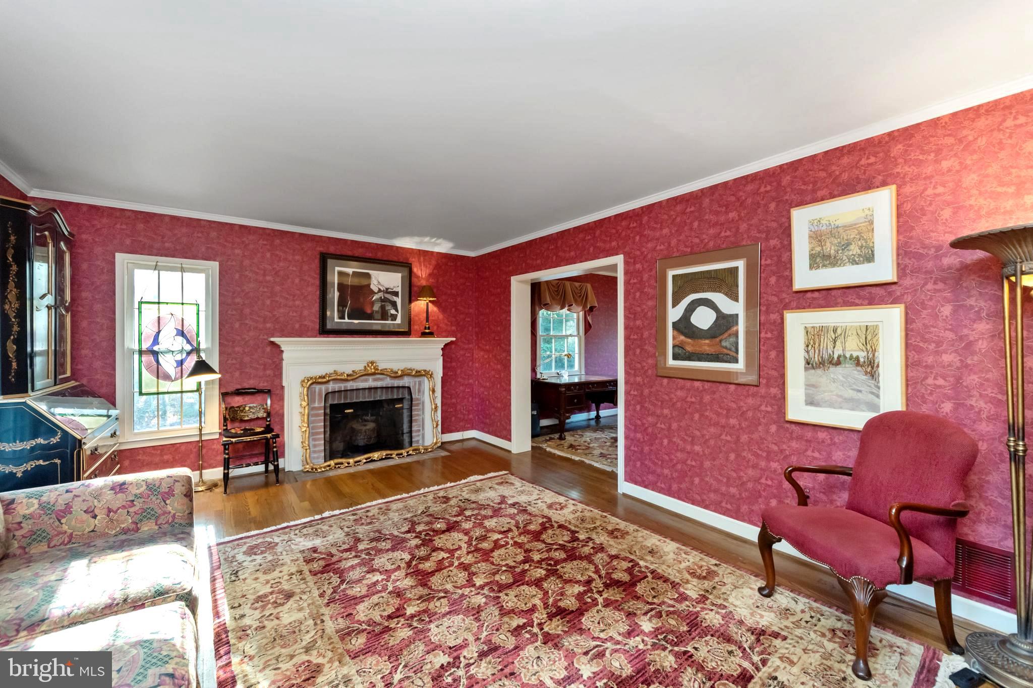 1346 Tydings Road Annapolis, MD 21409 - Photo 6 of 56 Colonial Wall Treatment . Wood Burning Fireplace