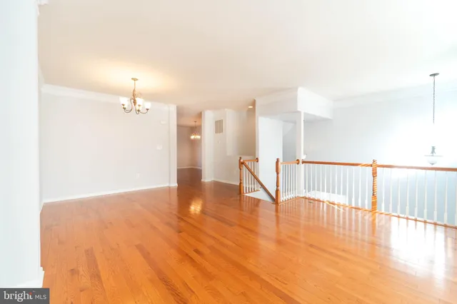 $3,550 | 4631 Carisbrooke Lane, Fairfax, VA 22030