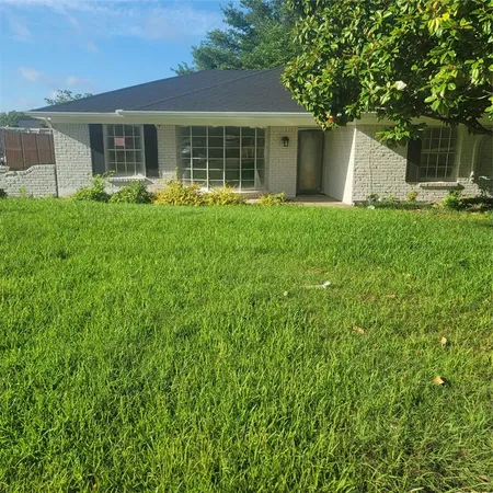 $289,000 | 107 Scenic Drive, Heath, TX 75126
