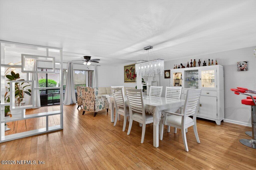 8880 Old Kings Road South, Unit 34 Jacksonville, FL 32257 - Photo 16 of 39 Dining Area