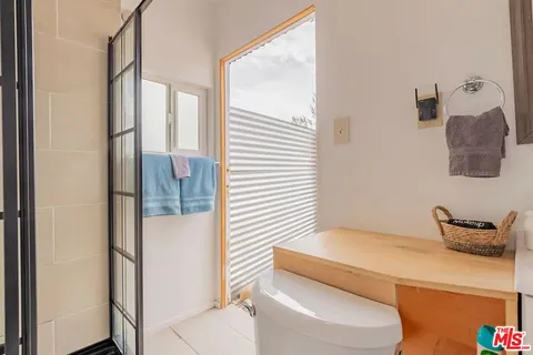 a view of a livingroom with furniture