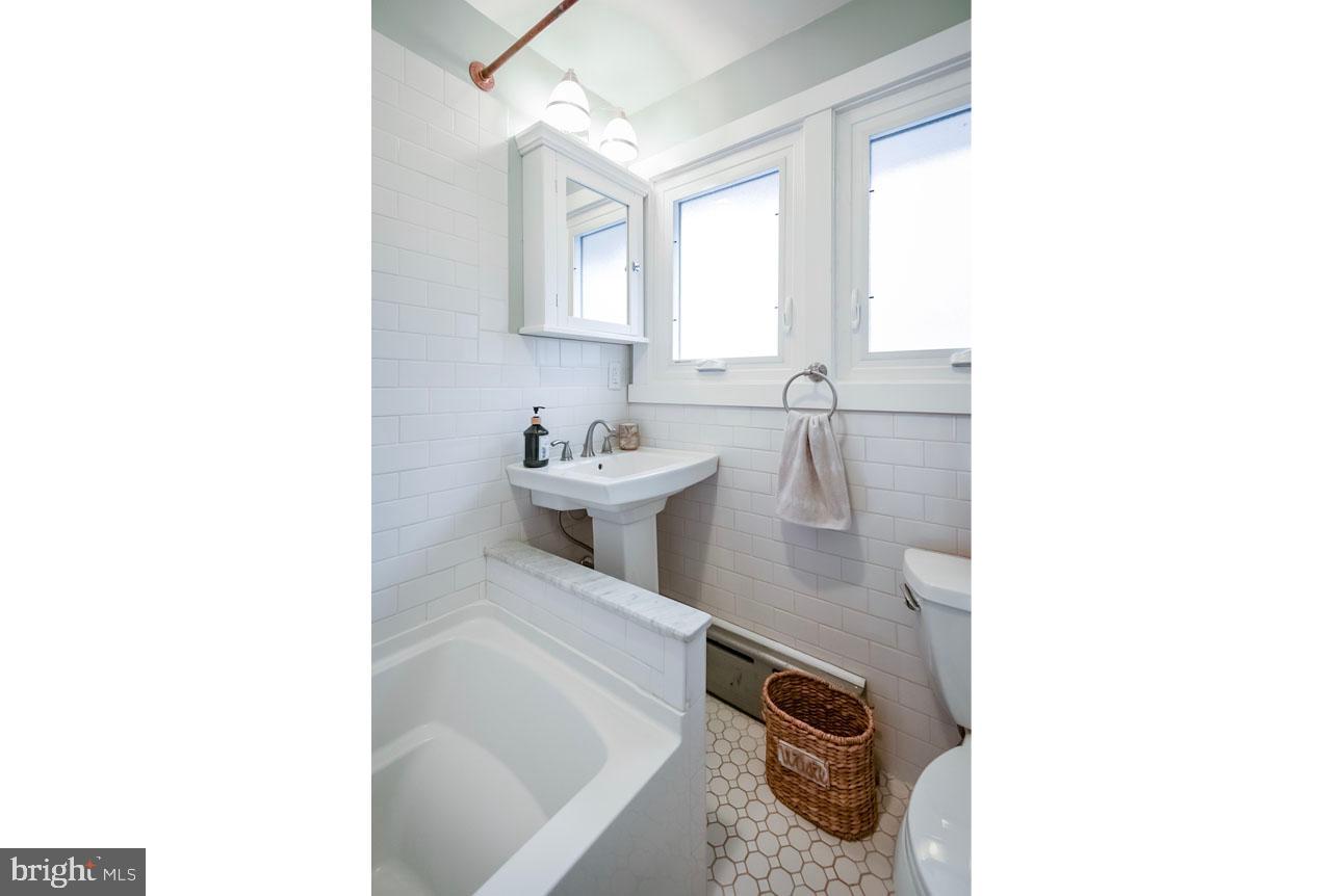 18 Gordon Road Glenside, PA 19038 - Photo 22 of 26 Gallery Image 22