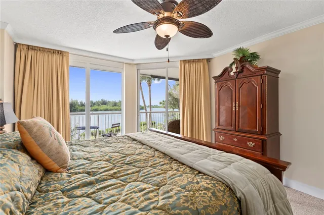 $1,100,000 | 8865 West Orchid Island Circle, Unit 207, Vero Beach, FL 32963