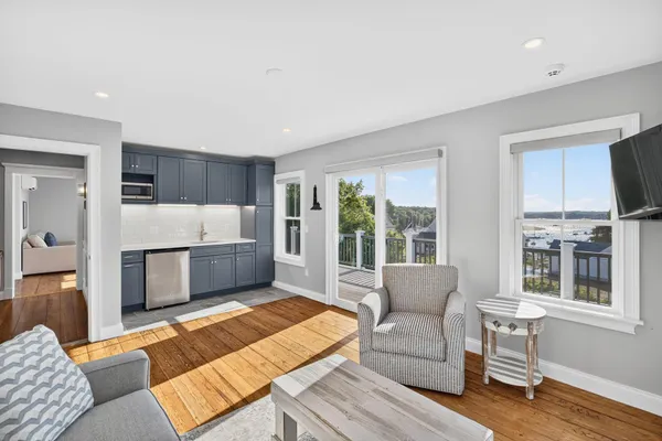 $4,995,000 | 48 Red Brook Harbor Road, Pocasset, MA 02559