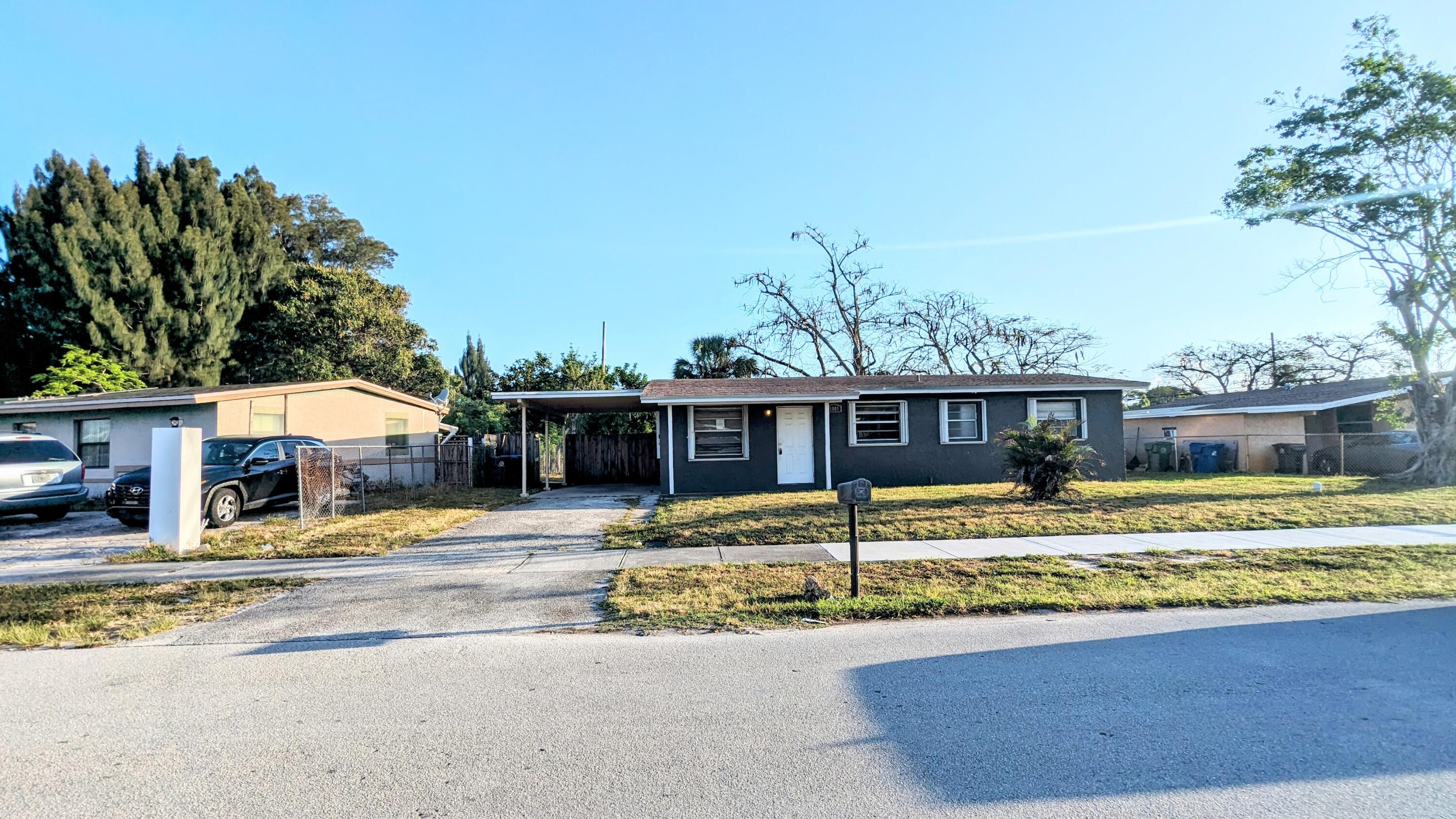 1809 Northwest 15th St  