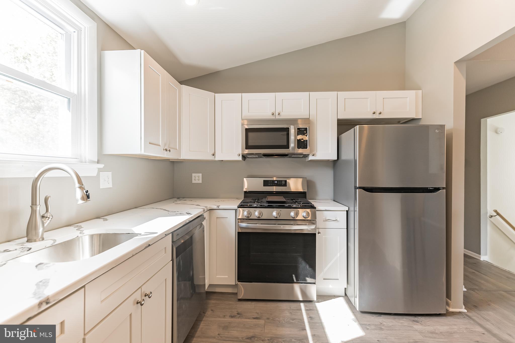 3652 Chesterfield Road Philadelphia, PA 19114 - Photo 14 of 30 Gallery Image 14