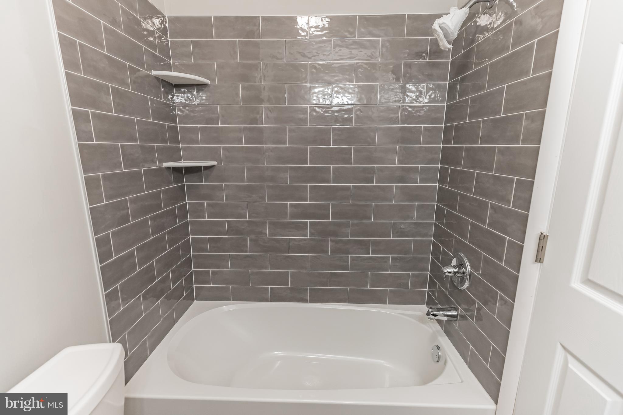 3652 Chesterfield Road Philadelphia, PA 19114 - Photo 17 of 30 Gallery Image 17