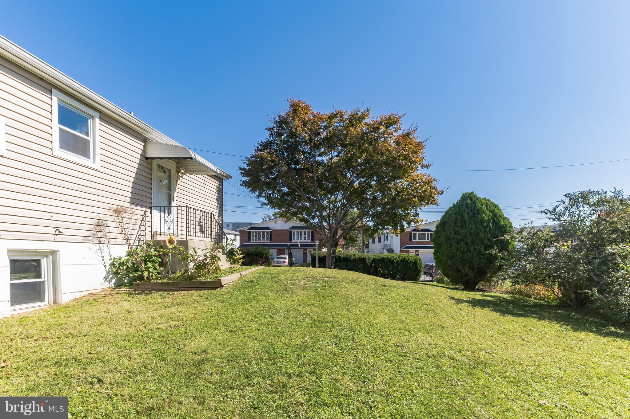 3652 Chesterfield Road Philadelphia, PA 19114 - Photo 5 of 30 Gallery Image 5