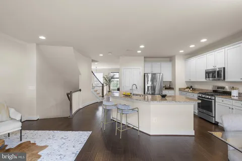 $715,000 | 46680 Joubert Terrace, Sterling, VA 20165