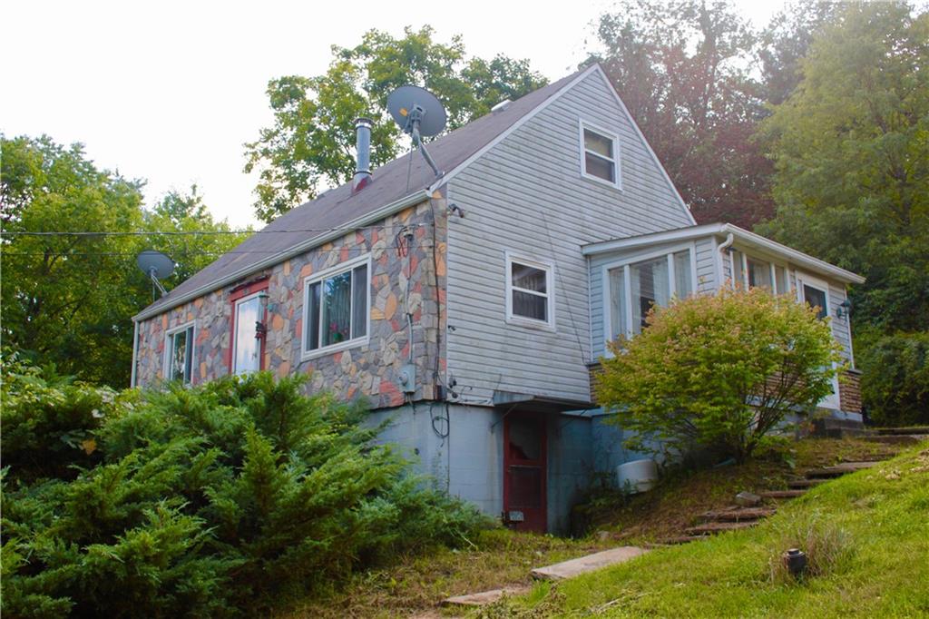8185 Mentor Road Elizabeth, PA 15037 - Photo 1 of 14 Gallery Image 1