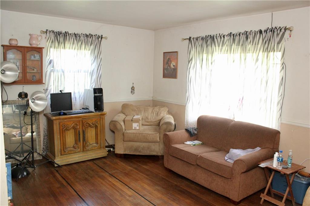 8185 Mentor Road Elizabeth, PA 15037 - Photo 5 of 14 Gallery Image 5