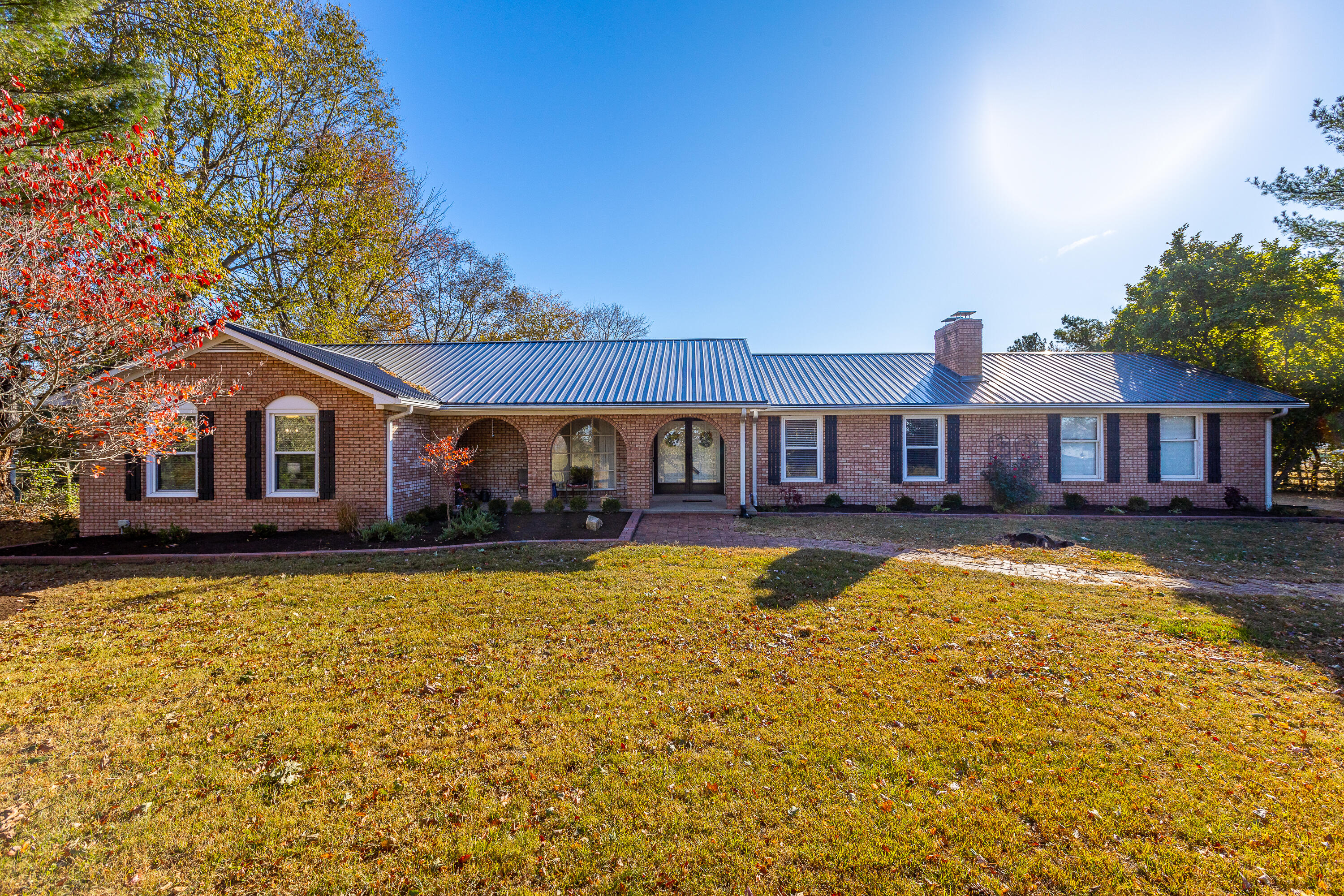 1389 Clintonville Road Winchester, KY 40391 - Photo 1 of 63 1-2