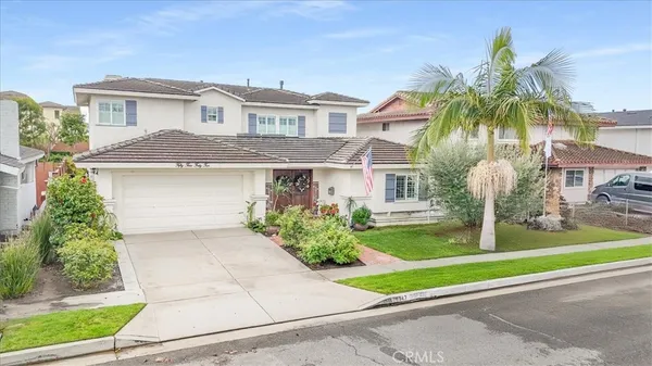 $2,495,000 | 5342 Kenilworth Drive, Huntington Beach, CA 92649