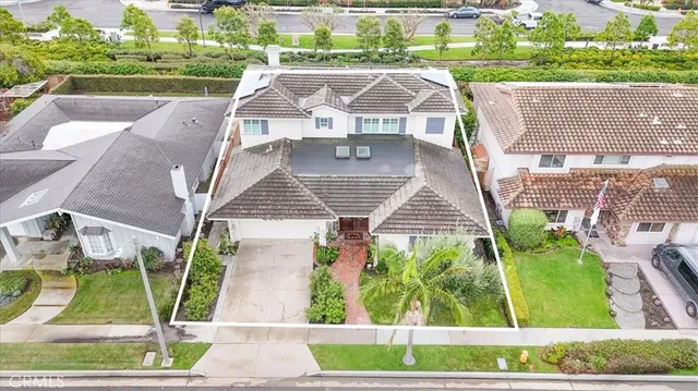 $2,695,000 | 5342 Kenilworth Drive, Huntington Beach, CA 92649