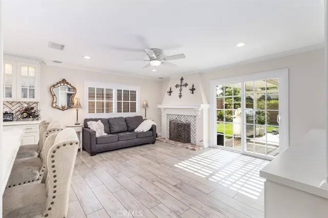$2,695,000 | 5342 Kenilworth Drive, Huntington Beach, CA 92649