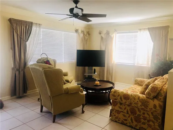 $1,900 | 137 Farnham F, Unit 137, Deerfield Beach, FL 33442
