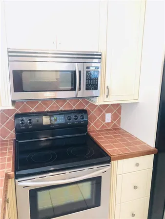 $1,900 | 137 Farnham F, Unit 137, Deerfield Beach, FL 33442