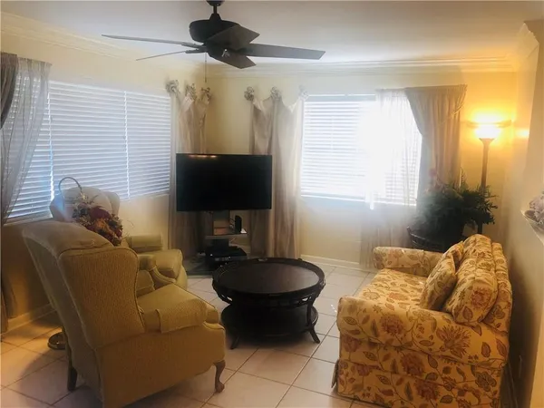 $1,900 | 137 Farnham F, Unit 137, Deerfield Beach, FL 33442