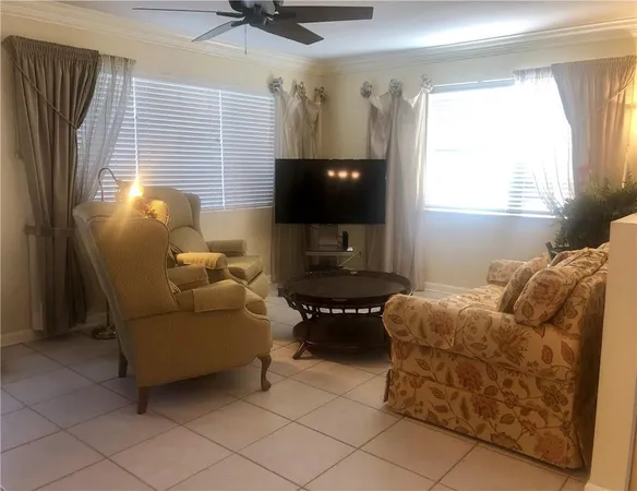 $1,900 | 137 Farnham F, Unit 137, Deerfield Beach, FL 33442